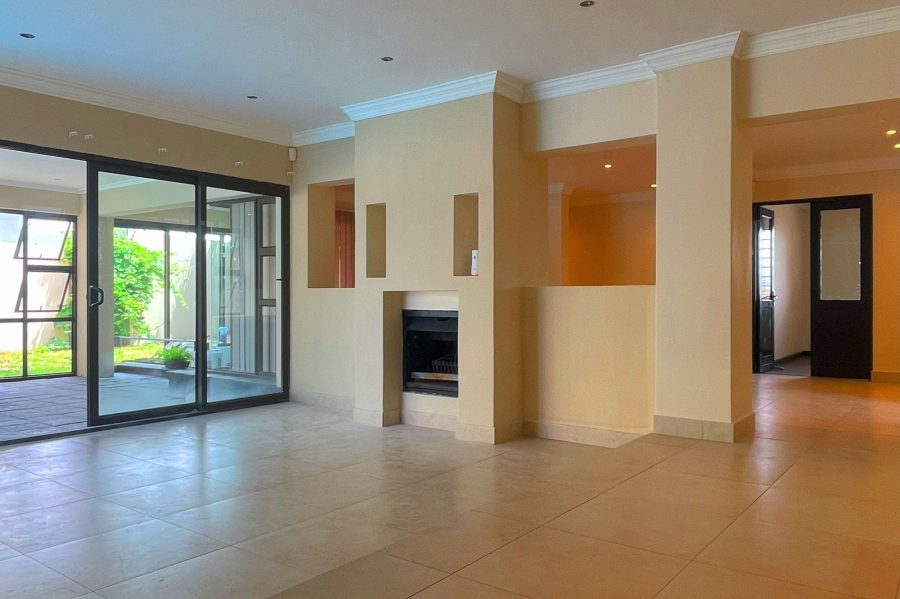 7 Bedroom Property for Sale in Sunset Beach Western Cape